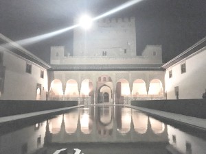 alhambra mujeres2